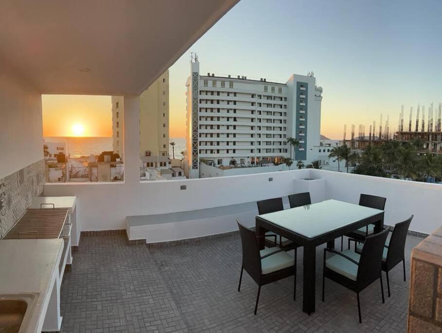 2Br/2Ba Condo 1 Block To Ocean! - Unit 3 Mazatlan Dış mekan fotoğraf